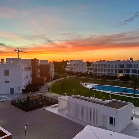 Luxury Townhouse Retreat *