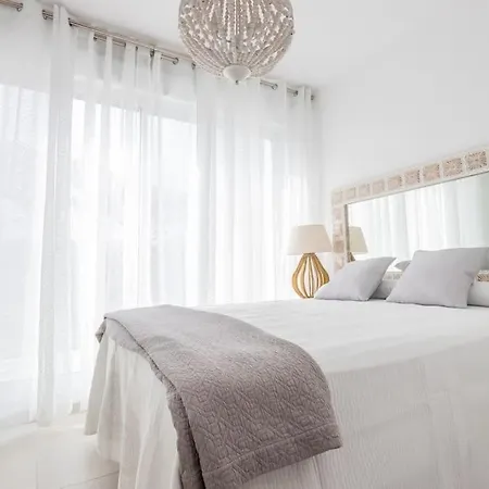 Luxury Townhouse Retreat * Cadiz