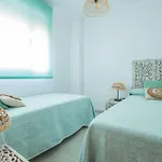Luxury Townhouse Retreat كاديز